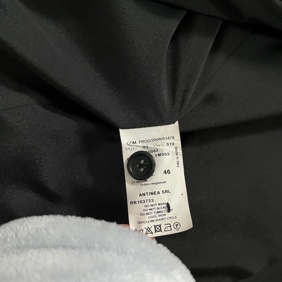 Armani Collezioni Virgin Wool Blazer Jacket - Picture 15 of 16